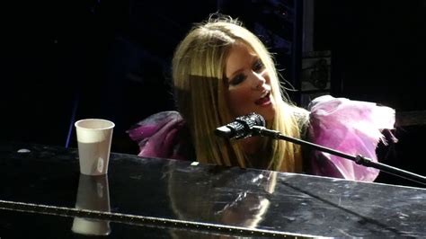 When Youre Gone Avril Lavigne Head Above Water Tour Chicago Il September 26 2019 Youtube
