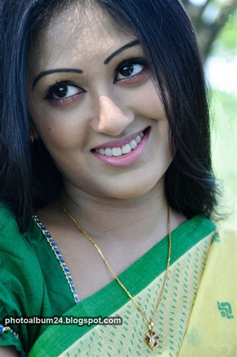 Bangladeshi Tv Actress Kusum Sikdar Lifestyles 717