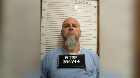 Tennessee Escaped Inmate Was At A Prison Officials Home Hours Before
