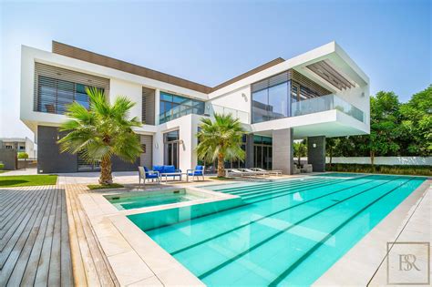 Real Estate Luxury Villa Contemporary Mansion District One Dubai For Sale