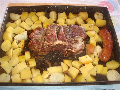 Recetas Y Algo Mas Marucha Al Horno Con Papas Y Cebollas Al Romero