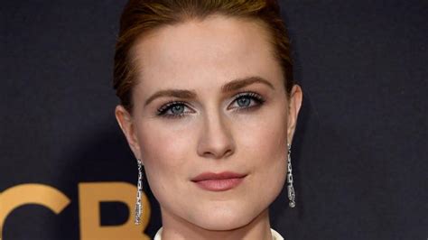 Golden Globes 2018 Evan Rachel Wood Wants Attendees To Call Out Sexual