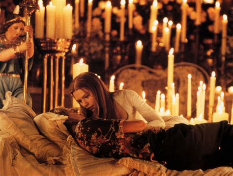Leonardo Dicaprio And Claire Danes In Romeo Juliet Directed By Baz