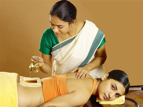 Kativasthi Back Pain Ayurvedic Treatment Ayur Centre India