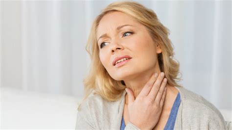 Thyroid Neck Check A Step By Step Guide For Thyroid Disorders Liv