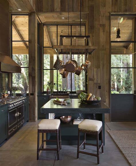 Small Woodsy Cabin Features A Cozy Farmhouse Style In Napa Valley