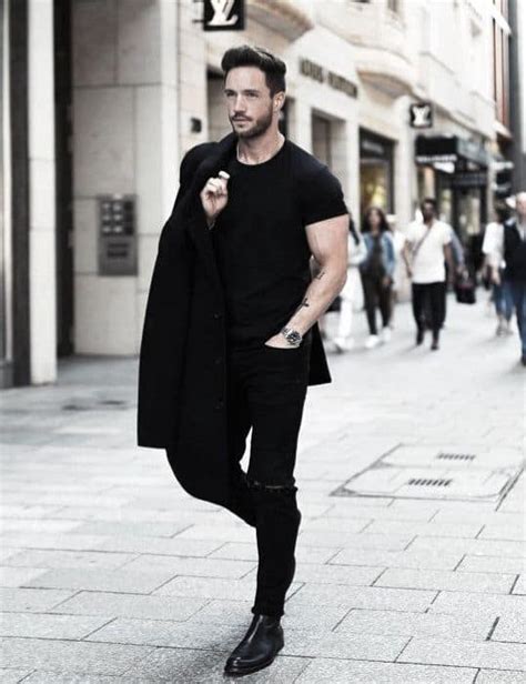 40 All Black Outfits For Men 2024 Style Guide