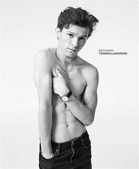 Pin By Henrique Vitale On Tommy Tom Holland Imagines Tom Hollan Tom