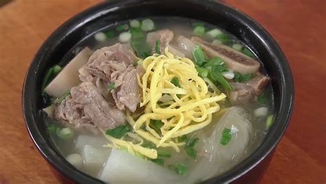 2 Cách Nấu Canh Sườn Bò Hàn Quốc Và Sườn Heo Kim Chi Thơm Ngon đúng điệu