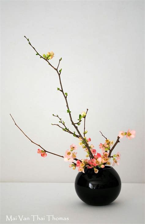 Or take a walk to one of the best farmers' markets to stock up on flowers and greenery that are local to your. DIY : IKEBANA art floral du Japon - Entre Zen et Déco ...