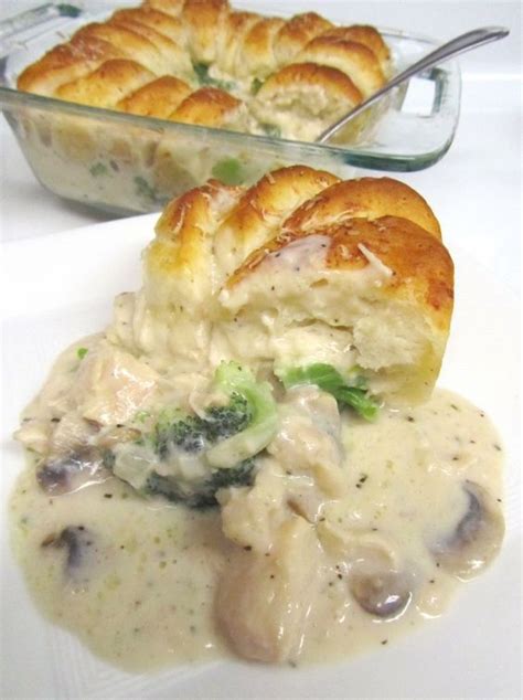 Chicken Alfredo Biscuit Casserole This Dish Has No Pasta At All