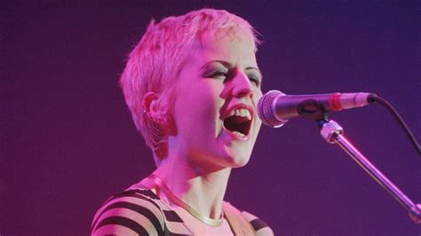 Irish and international singer dolores o'riordan has died suddenly in london today, publicist lindsey holmes said in a statement. 90s icon, Cranberries singer Dolores O'Riordan dead at 46 ...