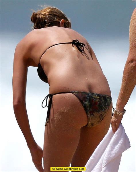 Heidi Klum Nuda ~30 Anni In Beach Babes