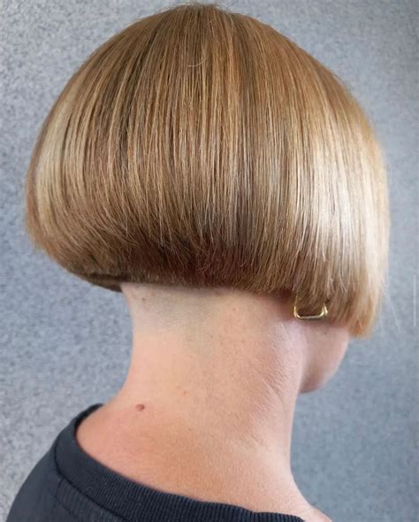 pin by aleks paunchici on in the salon short stacked bob hairstyles really short hair shaved