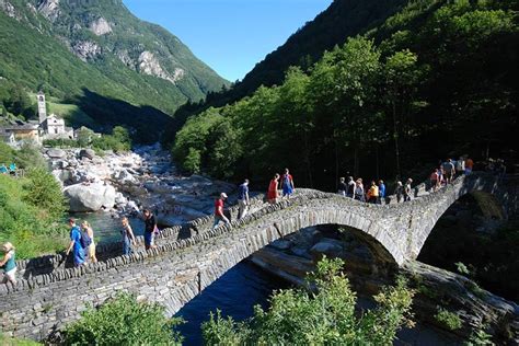 Vous cherchez à louer une maison pour les vacances? Le Tessin - Suisse