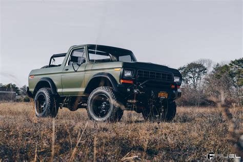 Old 1978 Ford Bronco With The Top Off Off Road Build Model Specs