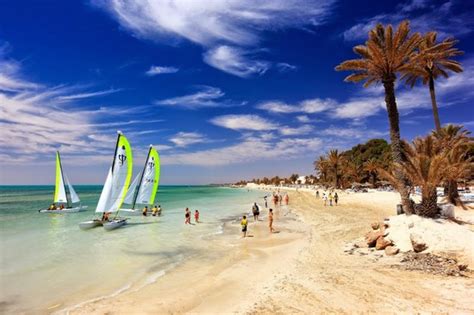 The Incredible Islands And Beaches Of Tunisia Tunisia Guide