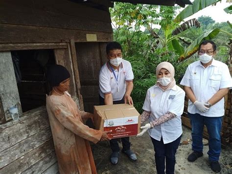 Di hari lahirnya pancasila ini, kita juga akan membahas proses lahirnya lambang garuda pancasila yang ternyata tak melalui jalan yang mudah. Relawan Peduli Covid-19 Bagikan 1.000 Paket Sembako di ...