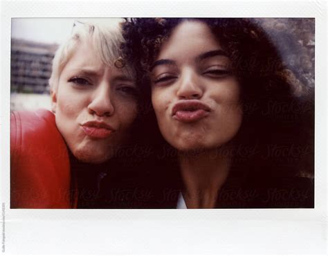 Two Girlfriends Makes Duck Lips At Camera By Guille Faingold