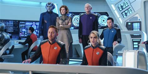 the orville season 3 first look image new cast members on the bridge