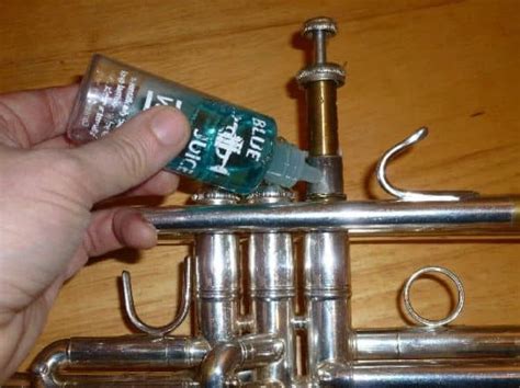 How To Oil Your Trumpet Valves Spinditty
