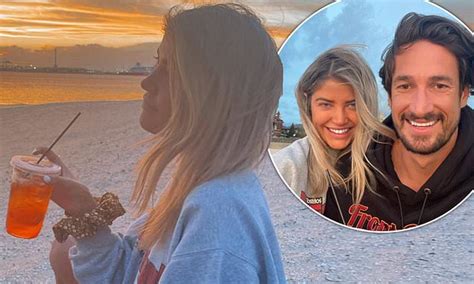Love Island Australias Anna Mcevoy Enjoys Romantic Date With New Boyfriend