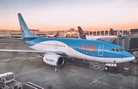 Die tui group ist der führende touristikkonzern der welt: Bestand:TUI fly Belgium.jpg - Wikipedia