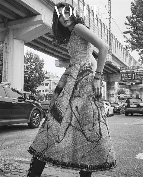 ‪bellahadid For Vogue Korea January 2018 Photographed By Jooyoung Ahn‬