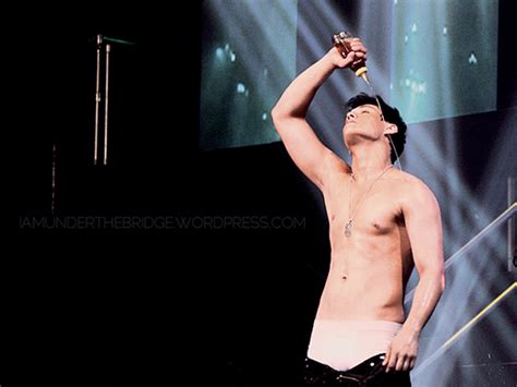 Enrique Gil S Hot Shirtless And Bulge Photos Juice Me Good