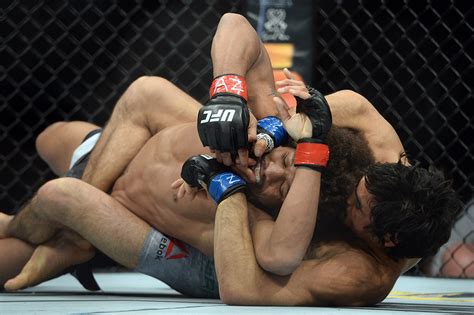 Kron Gracie Def Alex Caceres At Ufc On Espn 1 Best Photos Mma Junkie