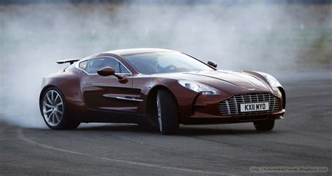 Automobile Trendz: Aston Martin One 77 Wallpaper