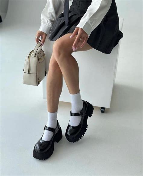Трендові лофери туфлі лоліти в стилі мері джейн — ціна 1100 грн у каталозі Туфлі Купити жіночі