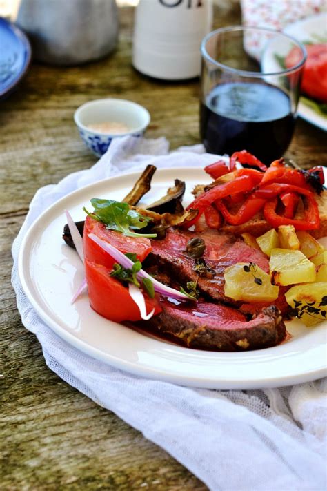 Arrosto di filetto di manzo con verdure gratinate | Rezept ...