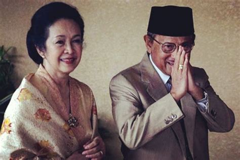 Kepergian bj habibie menyisakan duka mendalam di hati publik. Tahlilan 40 Hari untuk BJ Habibie Digelar seperti ...