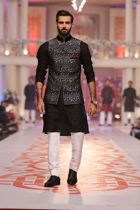 20 Latest Engagement Dresses For Men Engagement Outfit Ideas For Indian Groom Indian Men