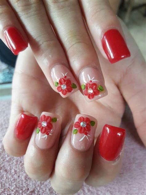 Hoy con la moda de pintar diseños en uñas el color. Uñas acrílicas rojas | Nail art designs, Nails, Feet nails