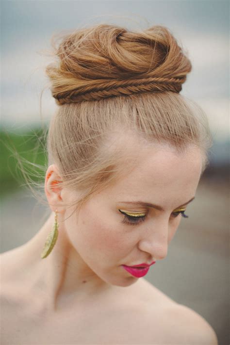 30 Top Knot Bun Wedding Hairstyles That Will Inspirewith