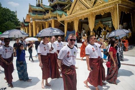 The Story Of Longyi An Impressive Myanmar Traditional Dress