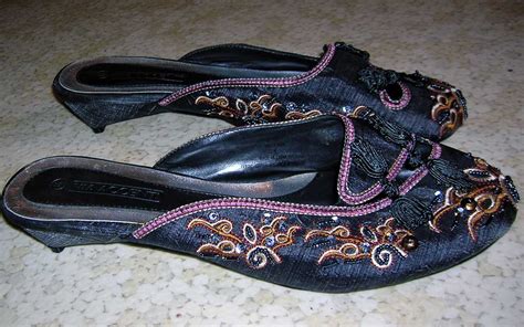 Beautiful Embroidered Shoes For 200