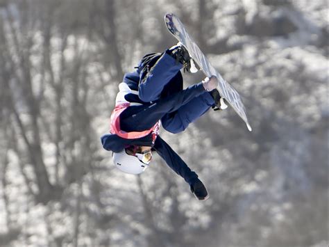 x games スノーボードビッグエアでスポ科4年鬼塚雅選手が銀メダル 早稲田大学 オリンピック・パラリンピック事業推進室