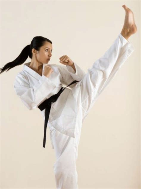 kickstart your day in a sexy martial artsy way 60 photos martial arts women martial arts