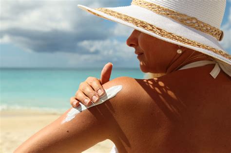 Chemists Create The Ultimate Natural Sunscreen University Of California