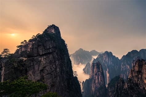 An Itinerary For A Two Day Trip To Huangshan