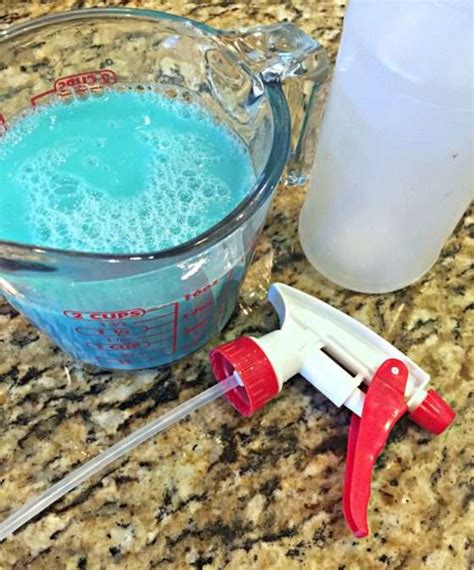 The Easiest Way To Clean Your Bathtub Diy Tub Cleaner