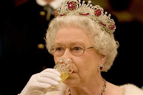 This Is Everything The Queen Eats In A Day London Evening Standard
