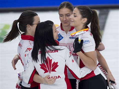 On The Rocks Canada Wins Third Straight Claws Back Into World Womens Curling Championship