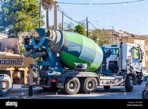 A Cement Mixer Car In A Construction Site Stock Photo Alamy