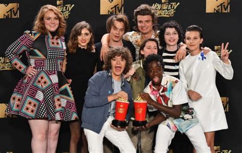 stop sexualizing and harassing the stranger things cast the peak
