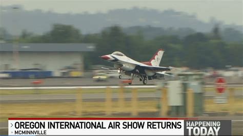 Oregon International Air Show Flies Into Mcminnville