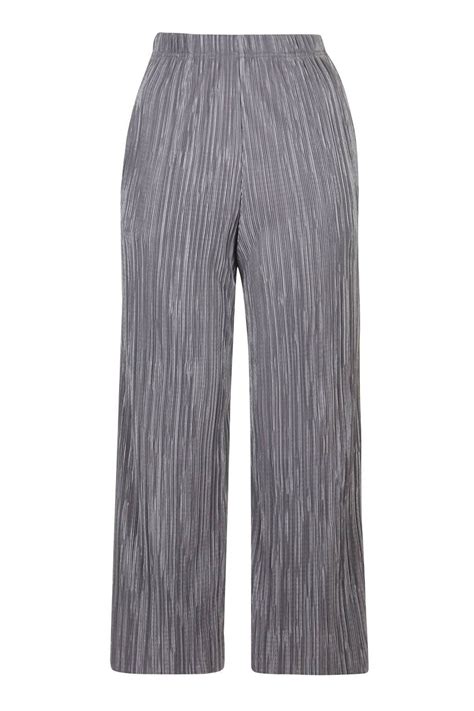photo 1 of awkward length pleat trousers pleated trousers topshop